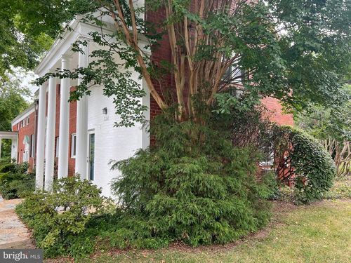 3134 Martha Custis Dr, ALEXANDRIA, VA, 22302-2103 | Card Image