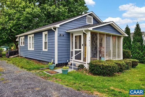 1611 Barterbrook Rd, STAUNTON, VA, 24401-5531 | Card Image