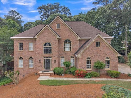 1085 Castle Pointe Ln, Grayson, GA, 30017-1076 | Card Image