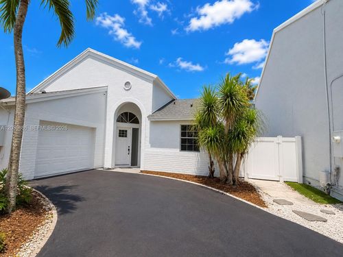 0-10791 Sw 10th Pl, Davie, FL, 33324-4157 | Card Image