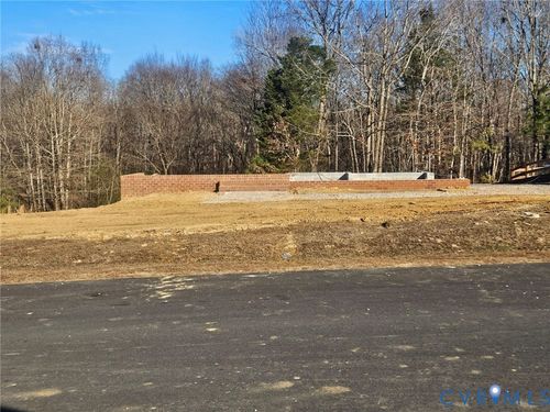 1910 Woodland Trl, Farmville, VA, 23901-2922 | Card Image