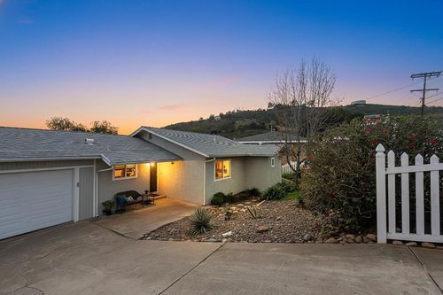 11739 Walnut Rd, Lakeside, CA, 92040 | Card Image