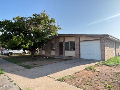 10840 Obsidian St, El Paso, TX, 79924-1641 | Card Image