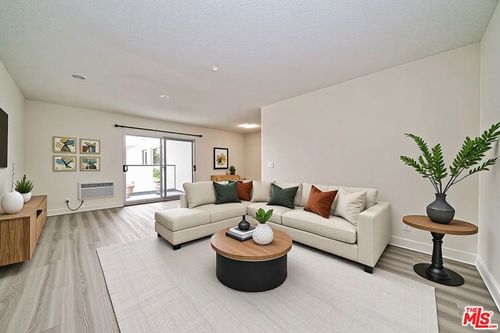 306-425 S Willaman Dr, Los Angeles, CA, 90048-3960 | Card Image