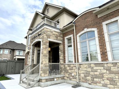 MAIN - 1 Alovera St, House other with 4 bedrooms, 4 bathrooms and 4 parking in Brampton ON | Image 2