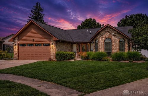 8477 Doe Run Pl, Dayton, OH, 45424-6513 | Card Image