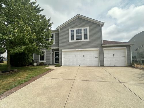8223 Retreat Ln, Indianapolis, IN, 46259-7691 | Card Image