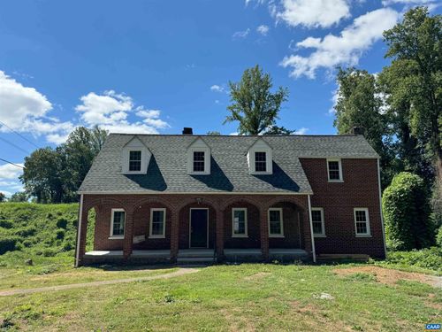528 Valley Rd, Charlottesville, VA, 22903-3217 | Card Image