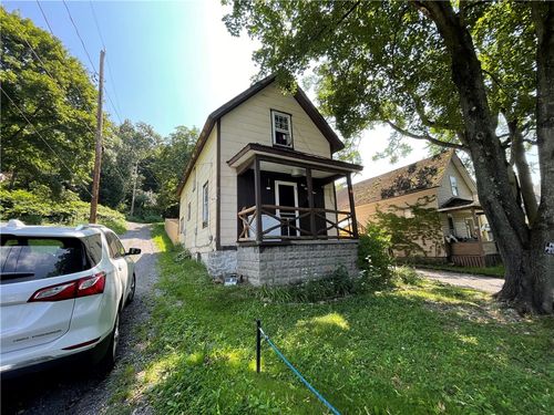 109 N 5th St, Clearfield, PA, 16830-2671 | Card Image