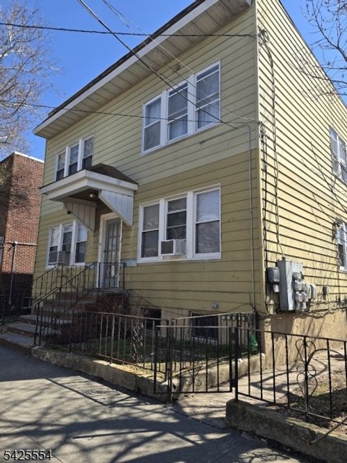 12 Frederick St, Belleville, NJ, 07109-1199 | Card Image