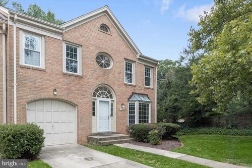 1550 Mclean Commons Ct, MCLEAN, VA, 22101-4334 | Card Image