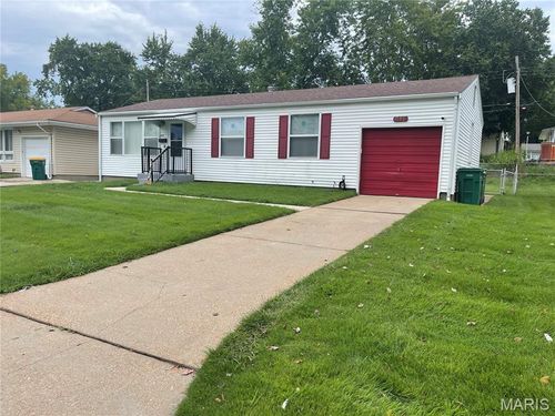 611 Marshfield Dr, Saint Louis, MO, 63137-3354 | Card Image
