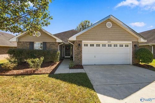 4824 Canterwood Dr Se, Owens Cross Roads, AL, 35763-9262 | Card Image