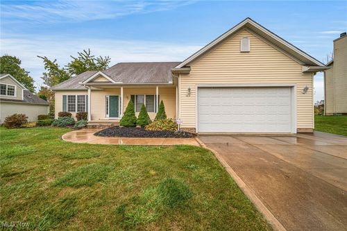 1614 Manfrass Dr, Streetsboro, OH, 44241-6509 | Card Image