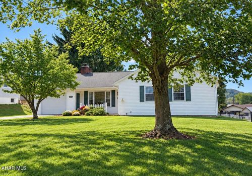 673 E Watson St, Bedford, PA, 15522-2115 | Card Image