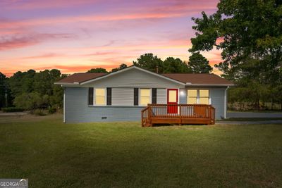 555 Harris Drive, House other with 3 bedrooms, 2 bathrooms and 2 parking in Locust Grove GA | Image 1