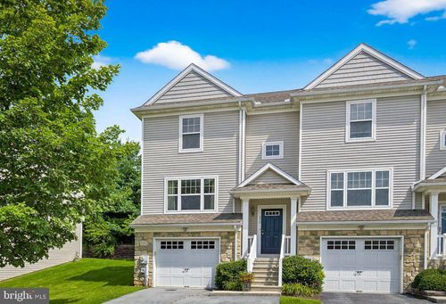 230 Millstone Dr, MOUNTVILLE, PA, 17554-1664 | Card Image