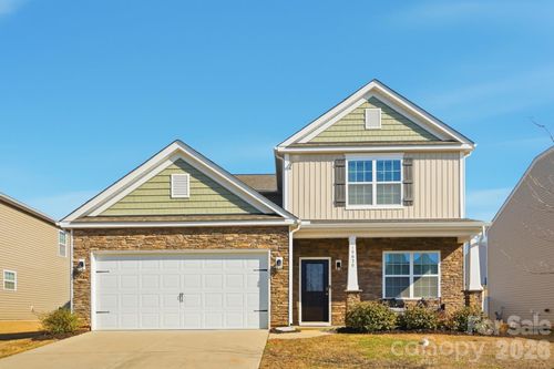10630 Bradstreet Commons Way, Charlotte, NC, 28215-7438 | Card Image