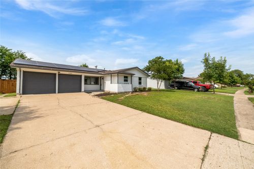 11341 Carissa Dr, Dallas, TX, 75218-1315 | Card Image