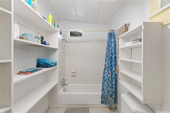 2 - 99-139 Napuanani Rd, House other with 1 bedrooms, 1 bathrooms and 2 parking in Aiea HI | Image 7
