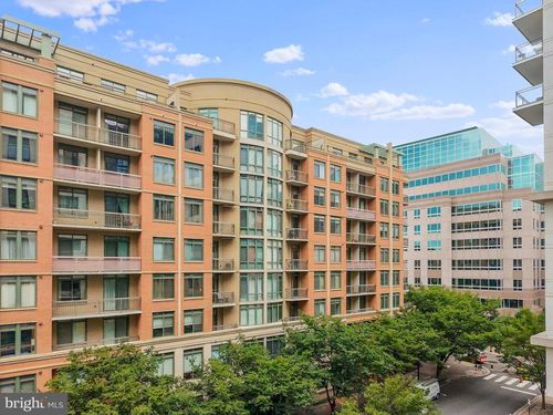 unit-303-3625 10th St N, ARLINGTON, VA, 22201-4457 | Card Image