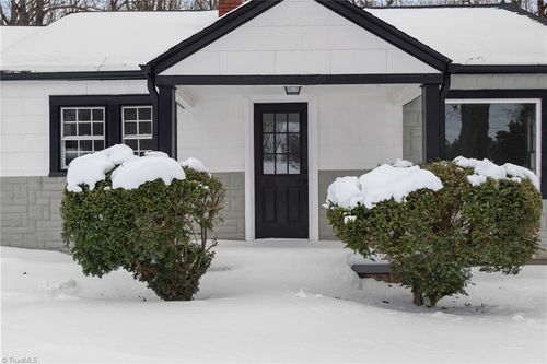 398 Salisbury Street E, Denton, NC, 27239 | Card Image