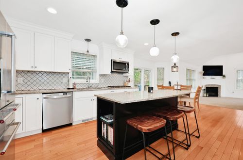 432 Mountain Rd, Concord, NH, 03301-1813 | Card Image