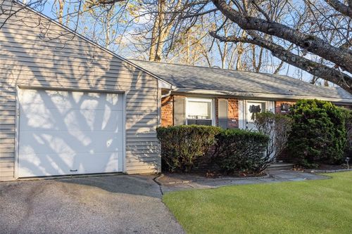 116-107 Keystone Dr, Warwick, RI, 02889-8520 | Card Image