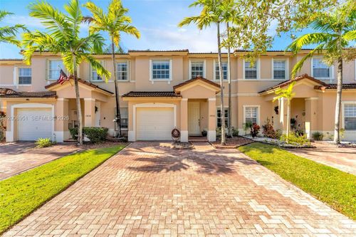 2406 Ne 41st Pl, Homestead, FL, 33033-5164 | Card Image