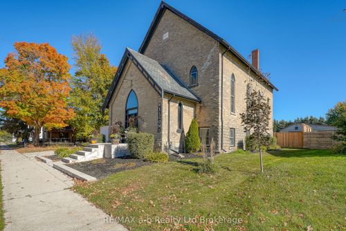 5924 Putnam Rd, Thames Centre, ON, N0L2J0 | Card Image