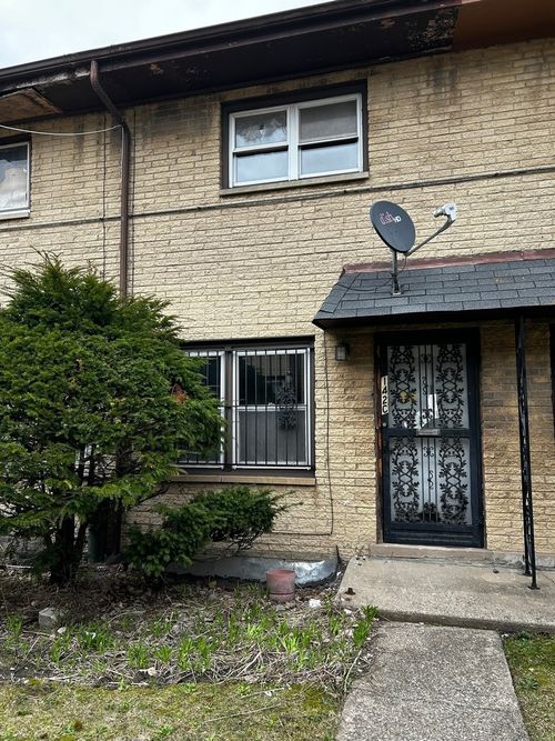 c-1142 E 81st St, Chicago, IL, 60619-4578 | Card Image