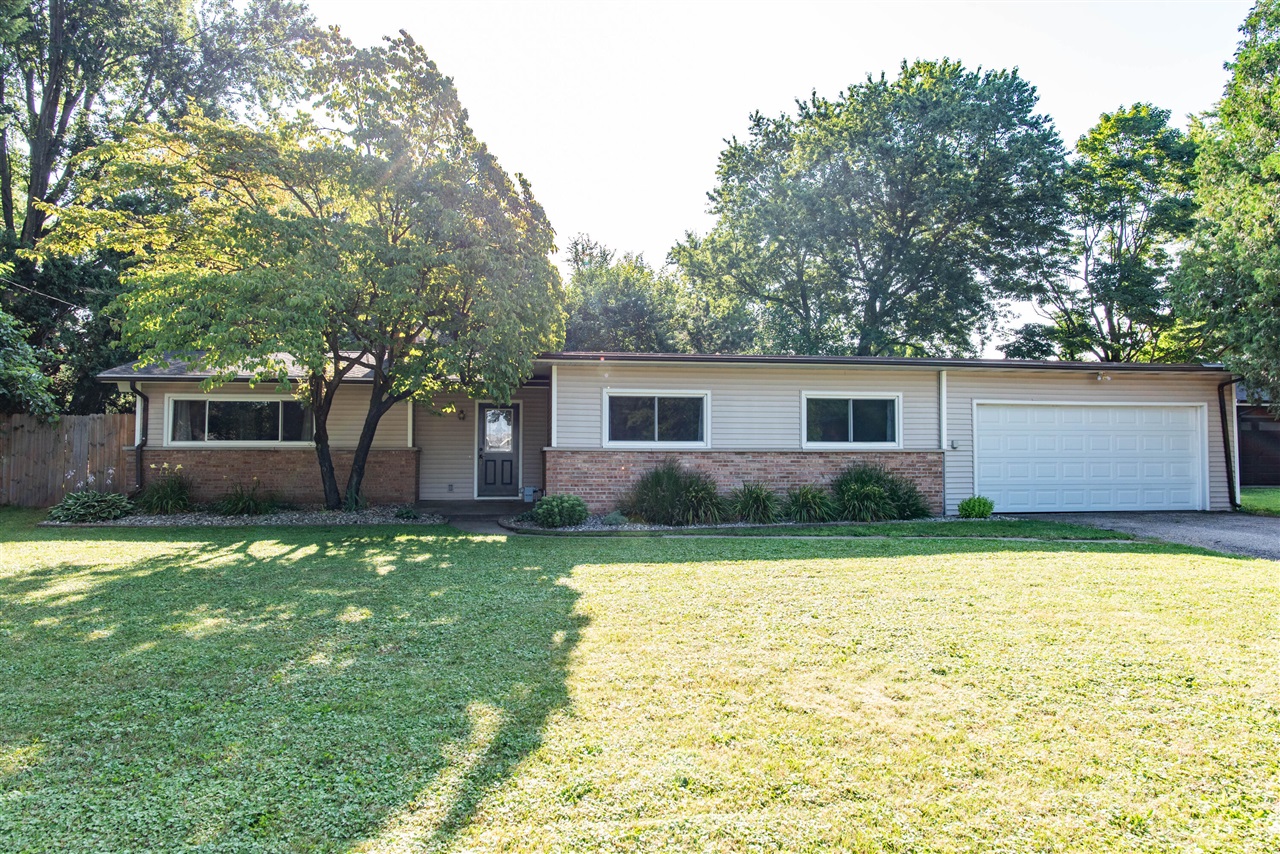 Fairgrove St, Kalamazoo, MI 49009