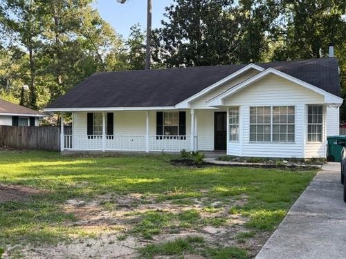 215 Elmwood St, Mandeville, LA, 70448-6318 | Card Image