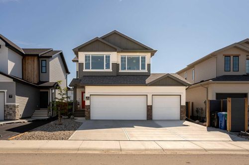 15 Miners Rd W, Lethbridge, AB, T1J5T9 | Card Image