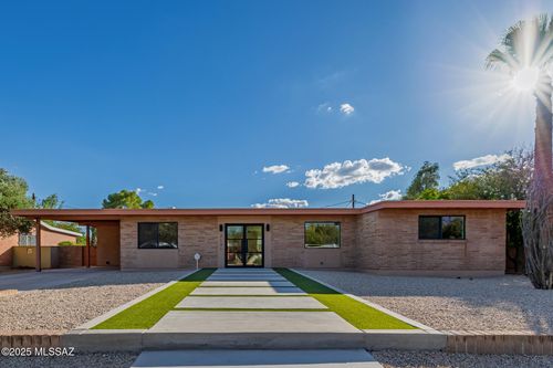 2131 N Frannea Dr, Tucson, AZ, 85712-2907 | Card Image
