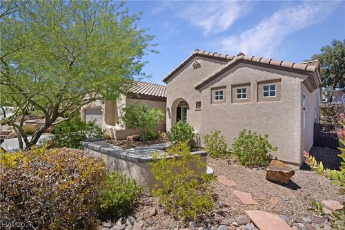 2353 Orangeburg Pl, Henderson, NV, 89044-4529 | Card Image
