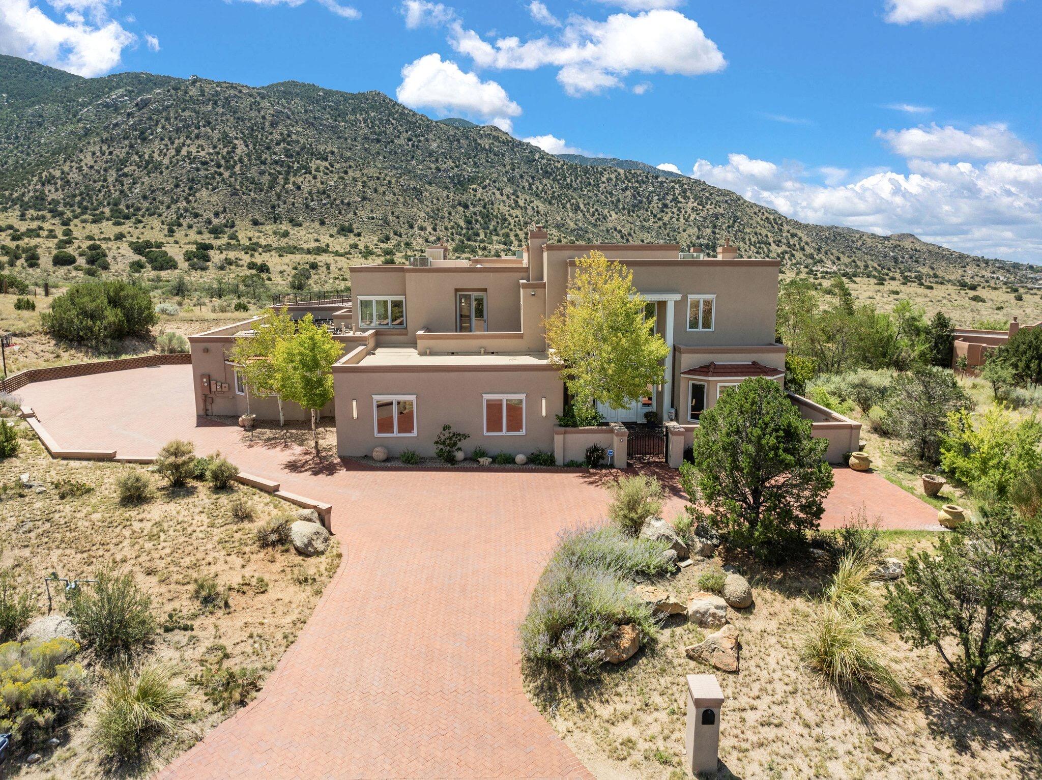 Canada Del Oso Pl, Albuquerque, NM 87111