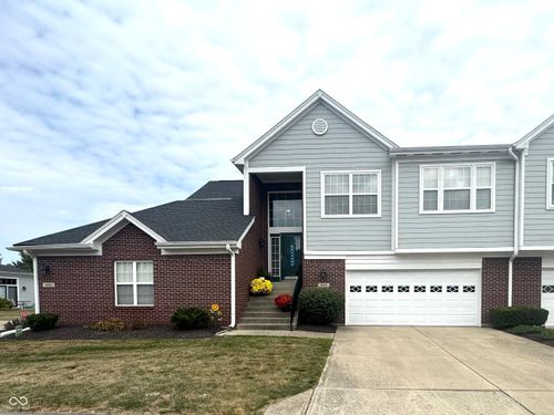 9592 Clover Leaf Ln, Fishers, IN, 46038-8216 | Card Image
