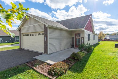 842 Holton Ave, Brainerd, MN, 56401-6302 | Card Image