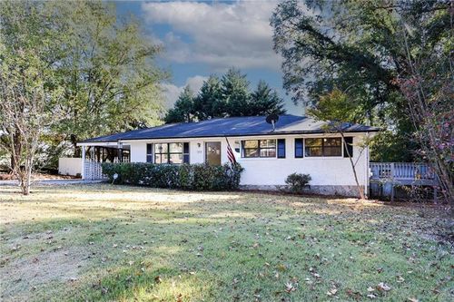 5243 Cloud St, Stone Mountain, GA, 30083-3663 | Card Image