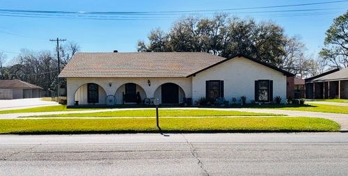 1501 6th St, Morgan City, LA, 70380-1811 | Card Image