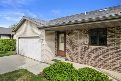 639 Wood Violet Lane, Sun Prairie, WI, 53590 | Card Image