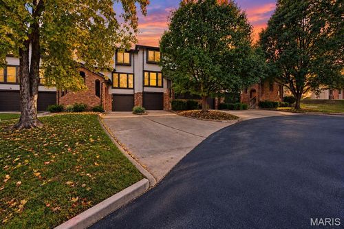 2308 Driftwood Pl, Saint Louis, MO, 63146-2410 | Card Image