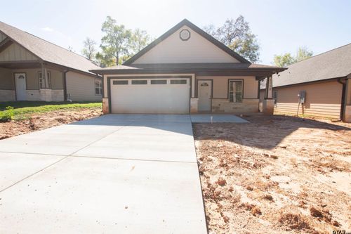 1112 W Park St, Tyler, TX, 75702-7004 | Card Image