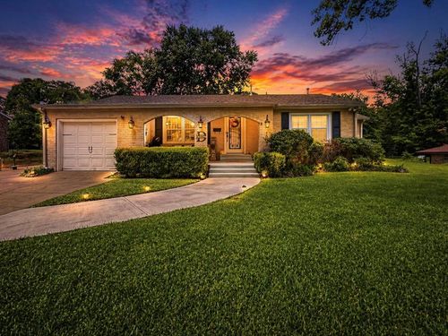 1007 Swanson Dr, Palestine, TX, 75801-5349 | Card Image