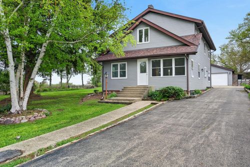 11907 254th Avenue, Salem Lakes, WI, 53179 | Card Image