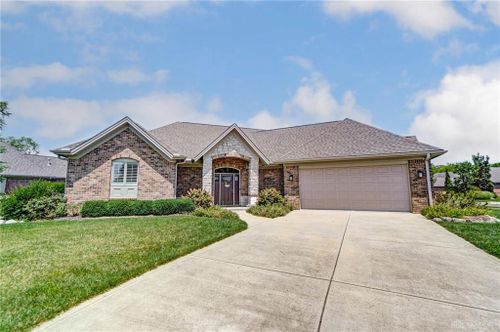 1387 Champions Way, Beavercreek Township, OH, 45385 | Card Image