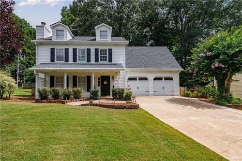 881 Providence Dr, Lawrenceville, GA, 30044-5920 | Card Image