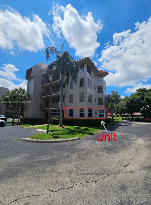 106-9520 Seagrape Dr, Davie, FL, 33324-5987 | Card Image