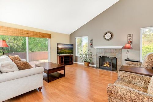 2031 Golden Circle Dr, Escondido, CA, 92026-1021 | Card Image